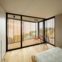 Front bedroom