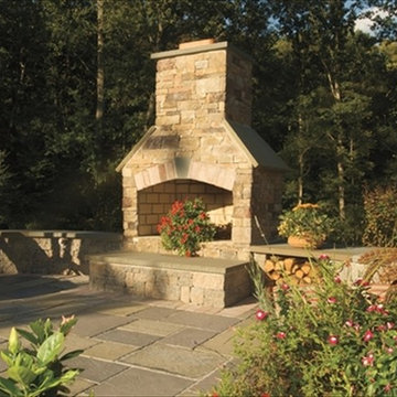 Outdoor Fireplace w/ EP Henry Cast Veneer Stone