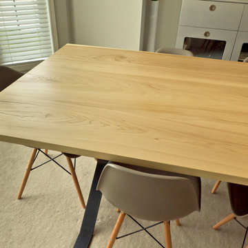 Scholberg Elm Dining Table with Dagny Leg