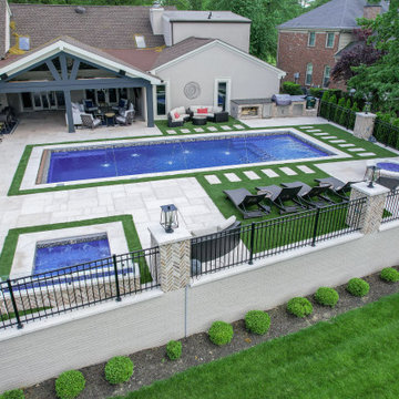Etscorn Family 40' Illusion & Square Hot Tub