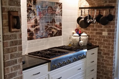 Kitchen - kitchen idea in Other
