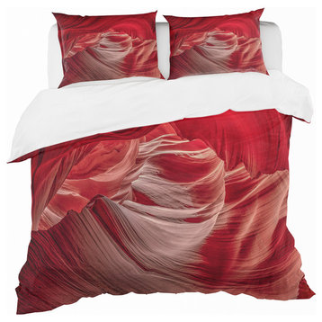 Red Shade in Antelope Canyon Landscape Duvet Cover Set, Twin