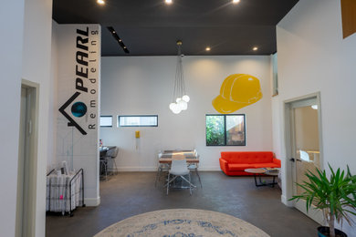 Inspiration for a contemporary home design remodel in Los Angeles