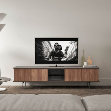 Exklusives Wohnzimmer mit TV Lowboard