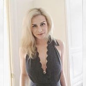 Leena Burds foto