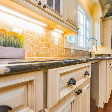 White Cream Elegant Kitchen Cabinets