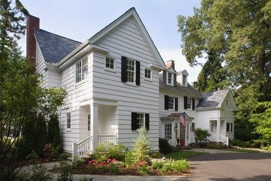 Design ideas for a large traditional exterior in Baltimore.
