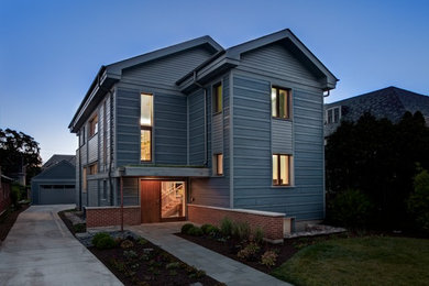 Transitional exterior in Chicago.