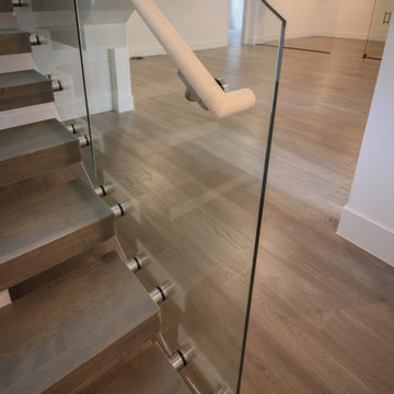 Project #80 | Mono-Beam Staircase with Glass Panels