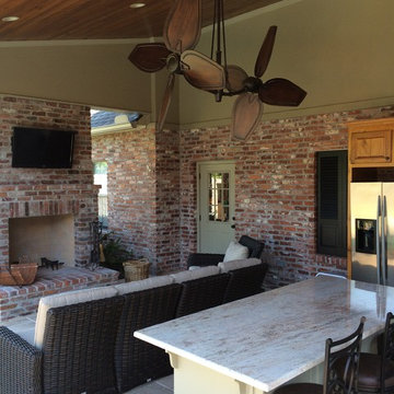 Outdoor Kitchen