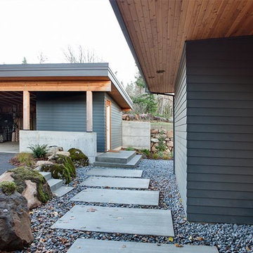 Hood River West Side Home