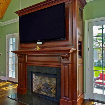 Traditional Living Room Fireplace