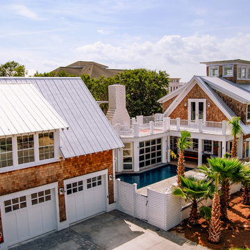 Restored Historic Beach Cottage on Isle of Palms - Bea's Nest