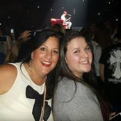 Kara Magoni's photo