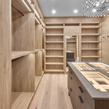 Luxury Custom Closets