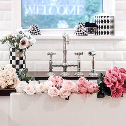 30" x 18" Plain Front Fireclay Reversible Apron Farmhouse Sink - Kitchen Sinks