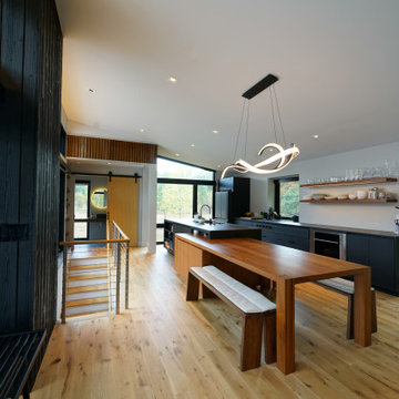 Vineyard Compound