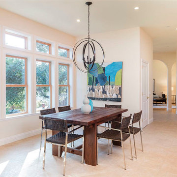 2220 Arrowhead Dr. Oakland, 94611
