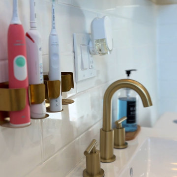 A Cozy Modern Bathroom in Jamaica Queens