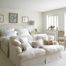 10 Ways to a Beautiful White Bedroom