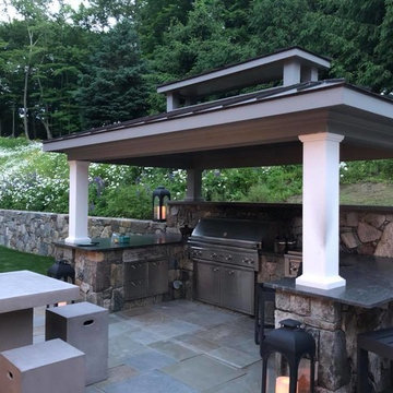 Outdoor Kitchens / Barbecues