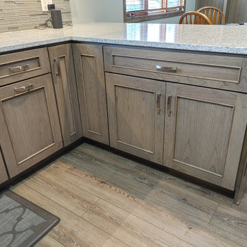 Moline Kitchen & Baths Remodel-Dura Supreme Cherry Hanstone Fusion Onyx