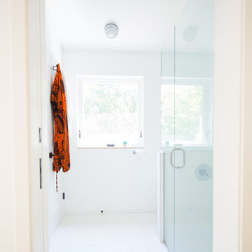 Contemporary Bathroom