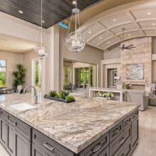 Open Concept Kitchen.Living Rn