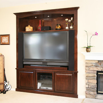 Entertainment Centers & Built-in Niches