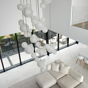 Horizon House - Minimalist Beach Residence