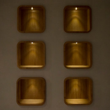 Nicchie in legno illuminate