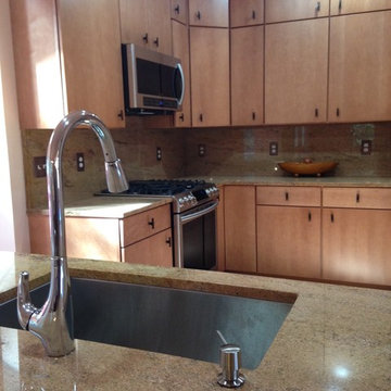 Thomasville Cabinetry Contemporary Kitchen