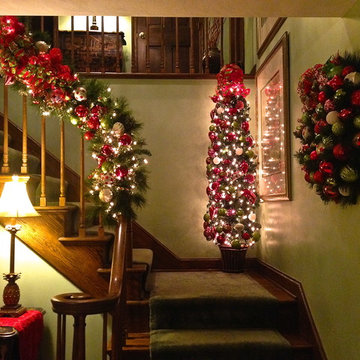 TRADITIONAL/ MODERN/ ECLECTIC STYLE HOLIDAY DECOR