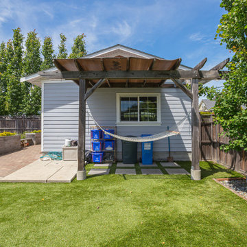 SOLD! SOLD! SOLD! 2684 Dufferin Ave - $1,799,900 – MLS 876824