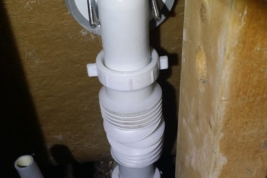 Tub drain repair