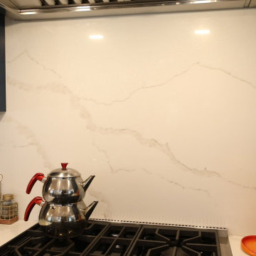 Quartz Backsplash with Subtle Veining – Andover MA
