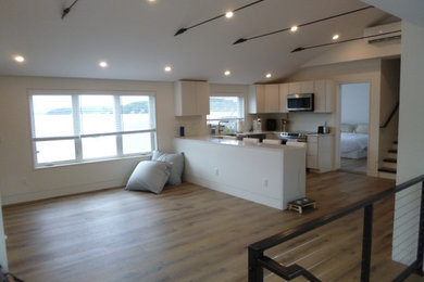 Home design - contemporary home design idea in Manchester