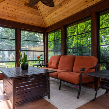 Rustic Detached Screen Room with Fire Tablearea
