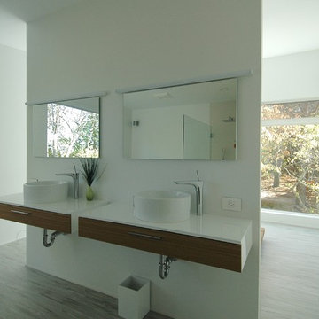 Rocky Ledge Modernist