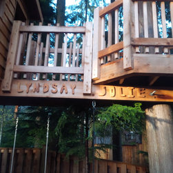 Tree House - Outdoor Playhouses