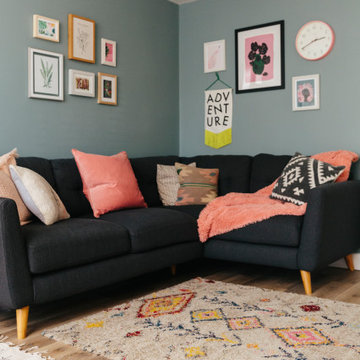 Cozy, comfy, pastel coloured playroom