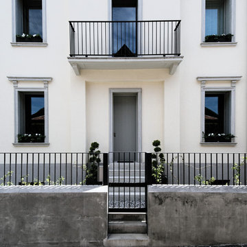 G HOUSE