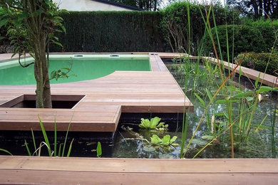 Idées déco pour une piscine exotique.