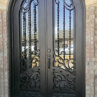 Eingang mit Betonboden und Metalltür Ideen, Design & Bilder - Juli 2020