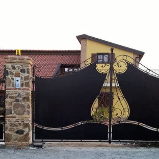 This is an example of a modern home in Other.