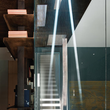 Inverted Warehouse/Townhouse