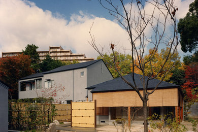 This is an example of a modern home design in Osaka.