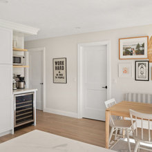 lighting and cabinet colors