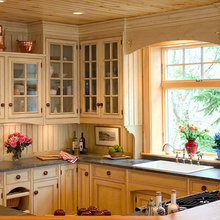 KITCHEN CUPBOARDS