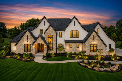 Exterior home idea in Cleveland